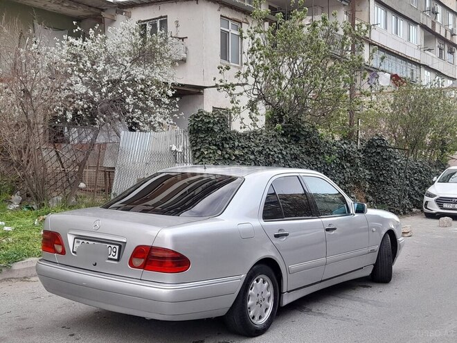 Mercedes E 220 d 1998, 397,613 km - 2.2 l - Bakı