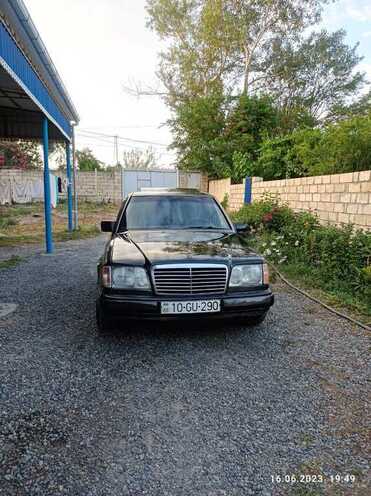 Mercedes E 220 1994, 500,000 km - 2.2 l - Bakı