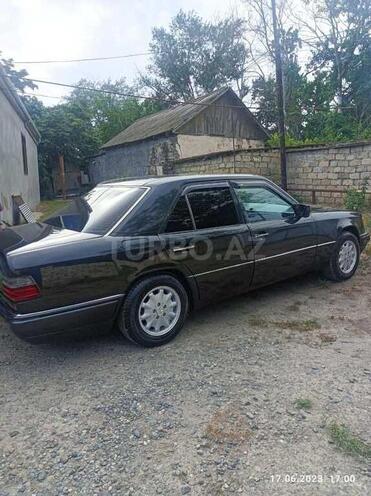 Mercedes E 220 1994, 500,000 km - 2.2 l - Bakı