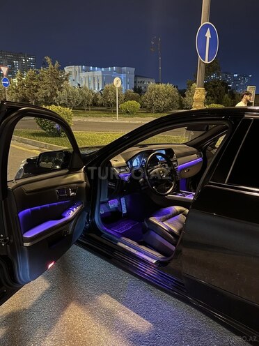 Mercedes E 350 2009, 279,000 km - 3.5 l - Bakı