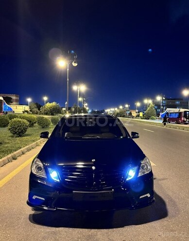 Mercedes E 350 2009, 279,000 km - 3.5 l - Bakı