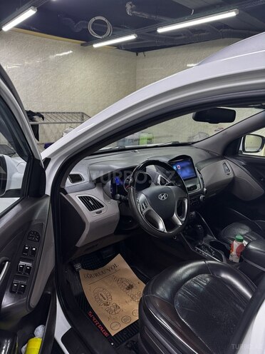 Hyundai ix35 2013, 225,000 km - 2.0 l - Bakı
