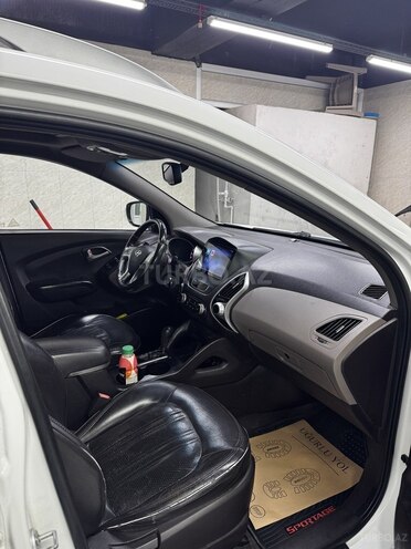 Hyundai ix35 2013, 225,000 km - 2.0 l - Bakı