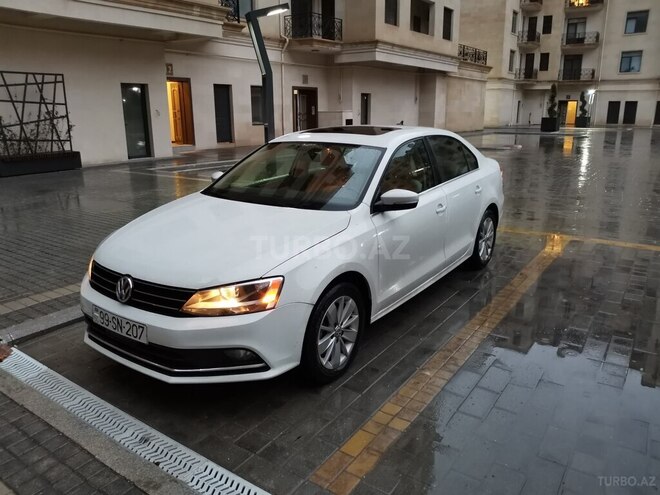 Volkswagen Jetta 2015, 136,794 km - 1.8 л - Bakı