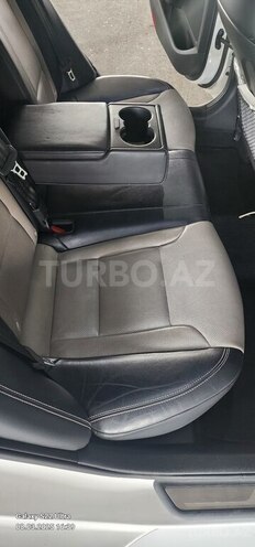 Hyundai i40-10