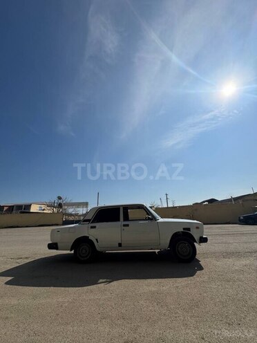 LADA (VAZ) 2107 2006, 80,000 km - 1.6 л - Salyan
