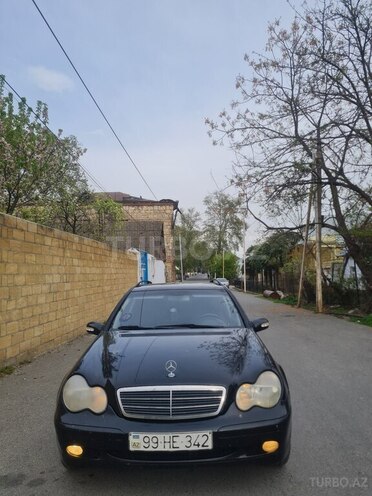 Mercedes C 200 2001, 415,000 km - 2.0 l - Göyçay