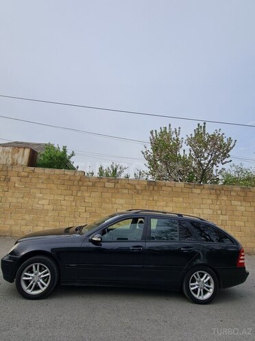 Mercedes C 200 2001, 415,000 km - 2.0 l - Göyçay