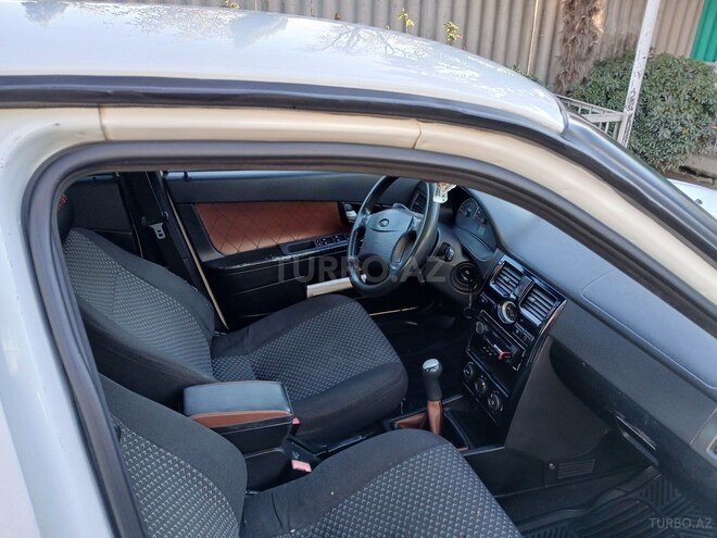 LADA (VAZ) Priora 2011, 307,000 km - 1.6 l - Balakən