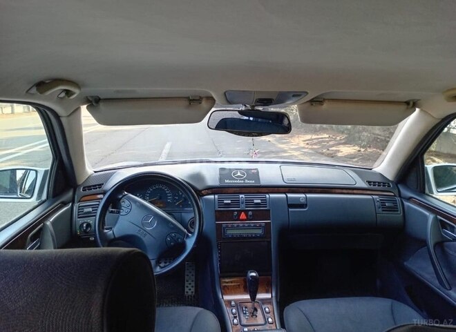 Mercedes E 220 d 2000, 320,000 km - 2.2 l - Gəncə