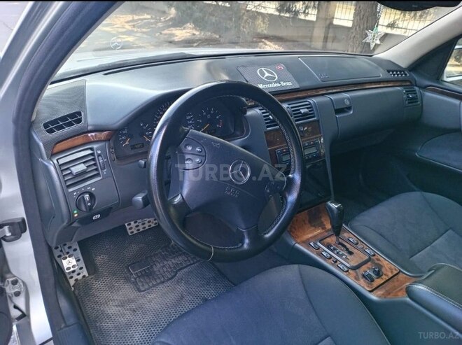 Mercedes E 220 d 2000, 320,000 km - 2.2 l - Gəncə