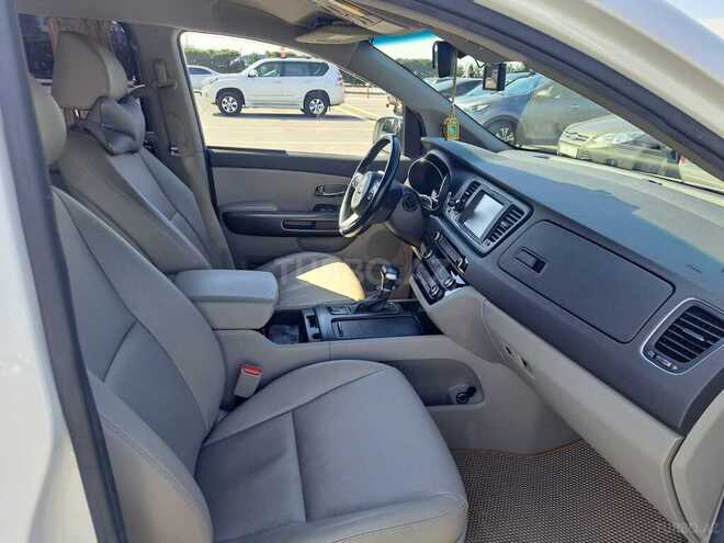 Kia Carnival 2017, 190,000 km - 2.2 l - Bakı