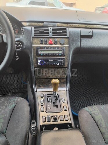 Mercedes E 280 1997, 512,000 km - 2.8 л - Bakı