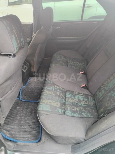 Mercedes E 280 1997, 512,000 km - 2.8 л - Bakı