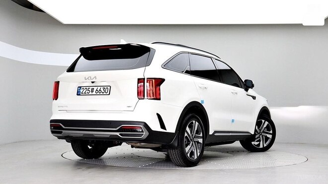 Kia Sorento 2023, 7,420 km - 1.6 л - Bakı