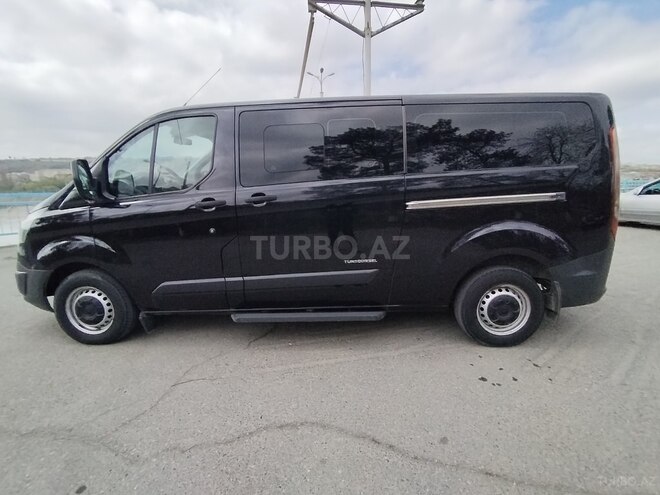Ford Tourneo Custom 2014, 240,000 km - 2.2 l - Quba