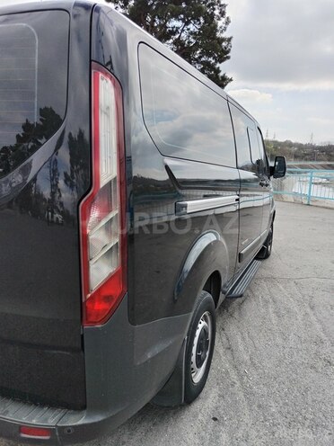 Ford Tourneo Custom 2014, 240,000 km - 2.2 l - Quba