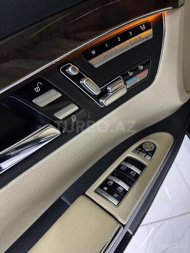 Mercedes S 500 2011, 211,008 km - 4.7 l - Bakı