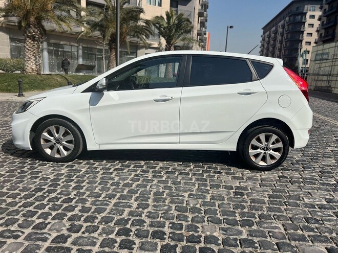 Hyundai Accent 2015, 166,000 km - 1.6 l - Bakı