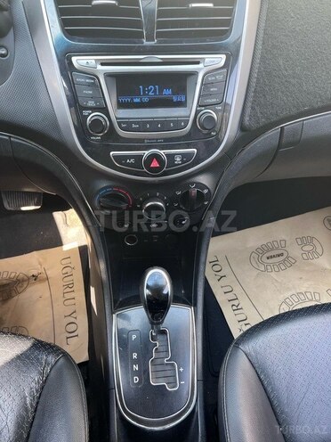 Hyundai Accent 2015, 166,000 km - 1.6 l - Bakı