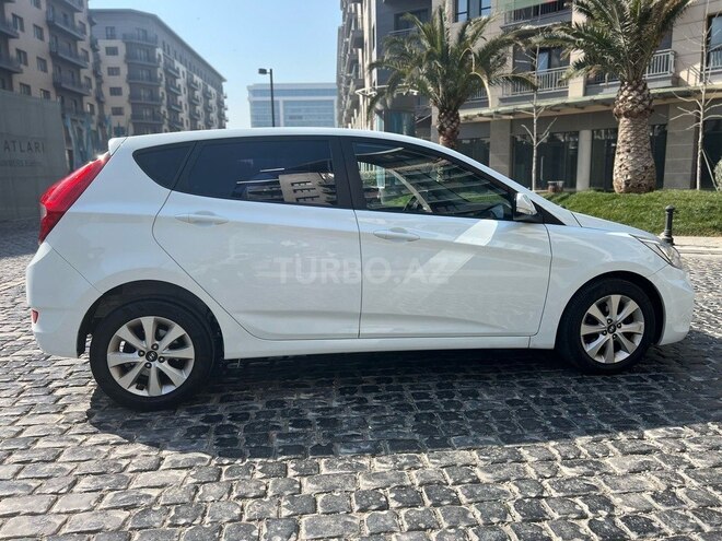 Hyundai Accent 2015, 166,000 km - 1.6 l - Bakı