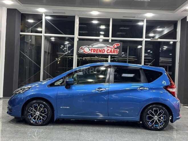 Nissan Note-5