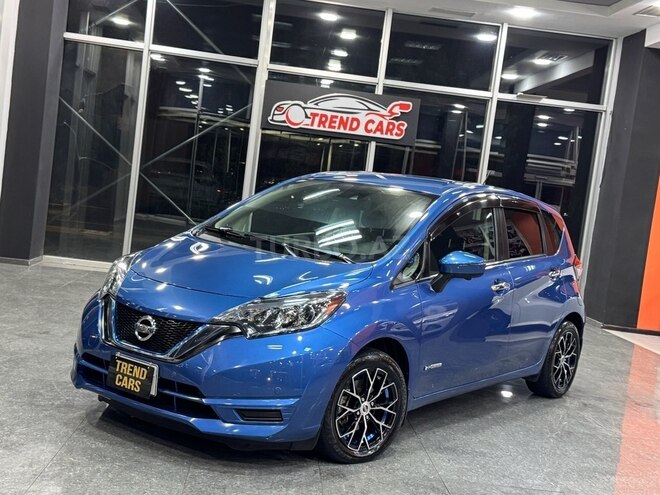 Nissan Note-2