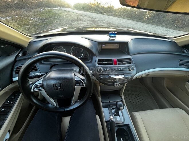 Honda Accord 2012, 243,000 km - 2.4 l - Qusar