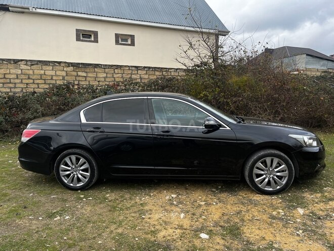 Honda Accord 2012, 243,000 km - 2.4 l - Qusar
