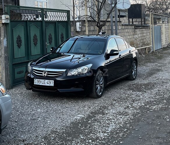 Honda Accord 2012, 243,000 km - 2.4 l - Qusar
