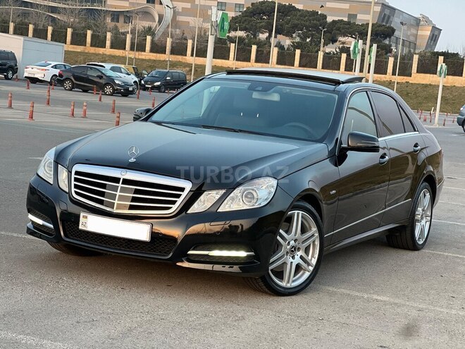 Mercedes E 250 2011, 242,121 km - 1.8 l - Bakı