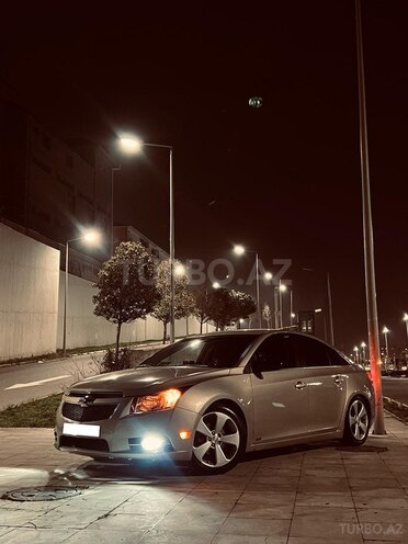 Chevrolet Cruze-1