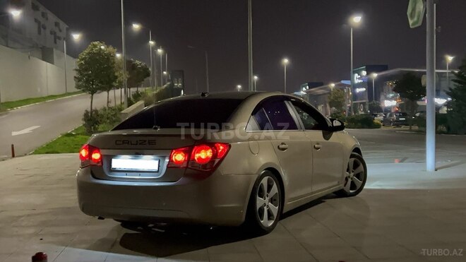 Chevrolet Cruze-2