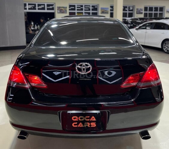 Toyota Avalon-13