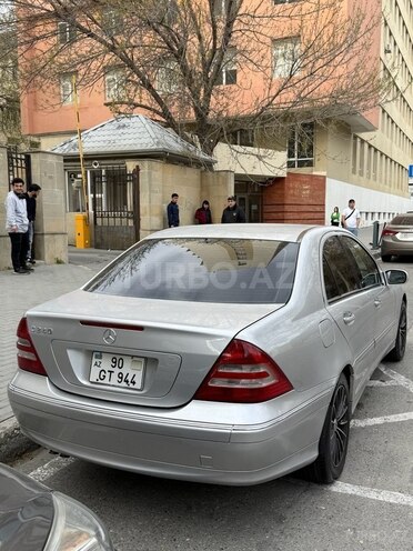 Mercedes C 240 2005, 268,000 km - 2.4 л - Sumqayıt