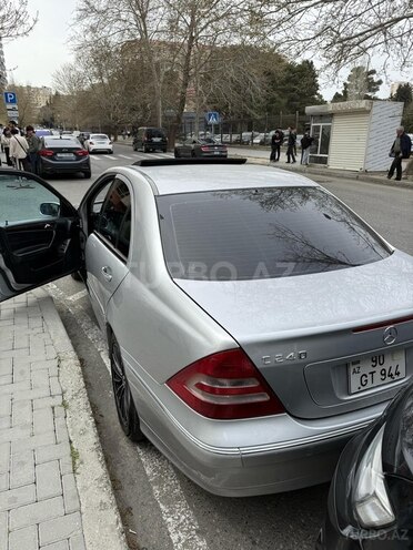 Mercedes C 240 2005, 268,000 km - 2.4 л - Sumqayıt