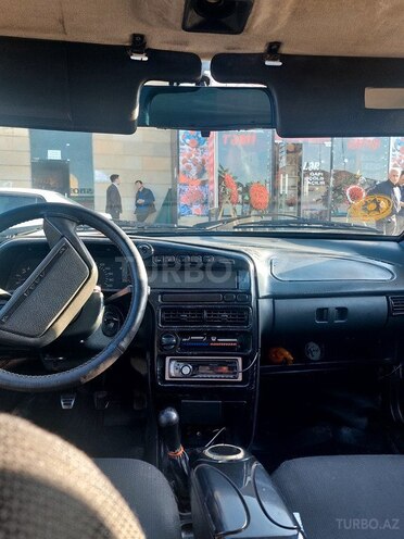 LADA (VAZ) 2115 2000, 150,000 km - 1.6 l - Quba