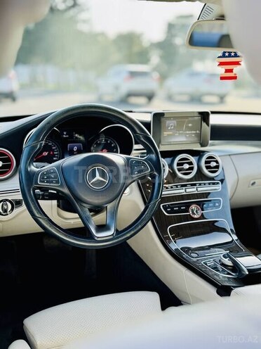 Mercedes C 300-7