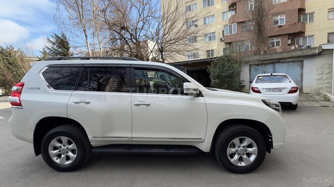 Toyota Land Cruiser Prado 2011, 195,700 km - 2.7 л - Bakı
