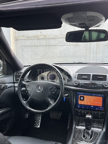 Mercedes E 320 2003, 297,000 km - 3.2 l - Bakı