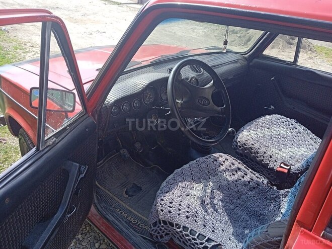 LADA (VAZ) 2106 1985, 90,000 km - 1.3 l - Quba