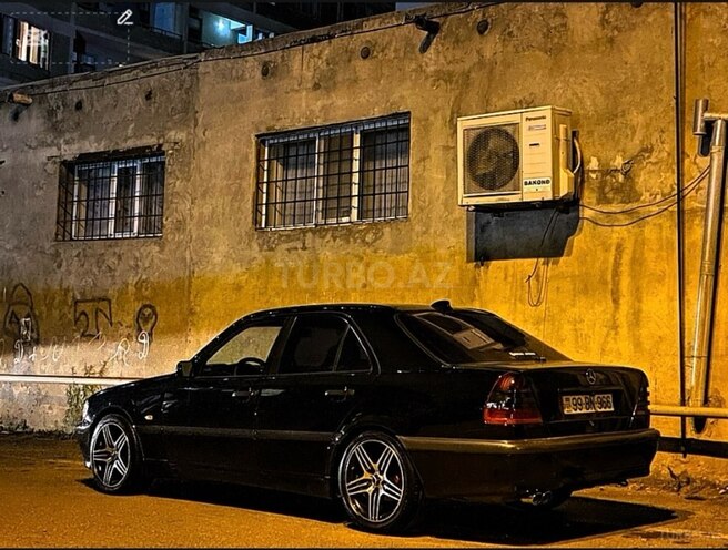 Mercedes C 180 1999, 307,000 km - 1.8 l - Yardımlı