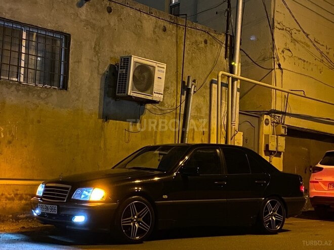 Mercedes C 180 1999, 307,000 km - 1.8 l - Yardımlı