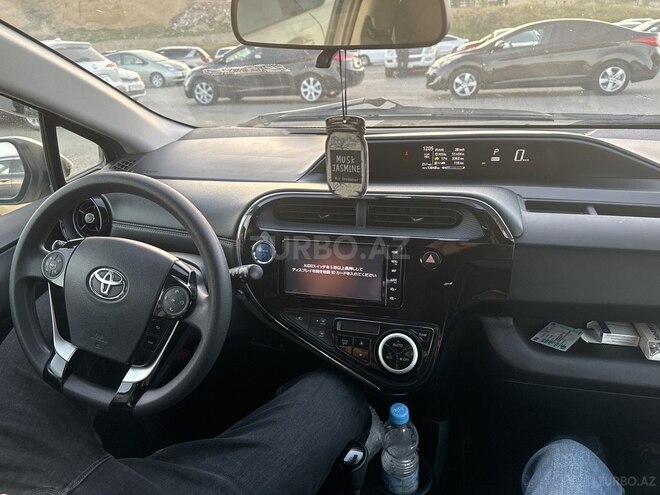 Toyota Aqua 2020, 136,480 km - 1.5 l - Bakı