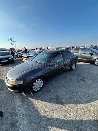 Opel Vectra 1997, 290,000 km - 1.8 l - Bakı