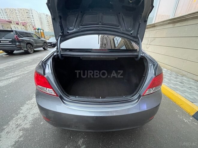 Hyundai Accent 2016, 121,000 km - 1.6 l - Şamaxı