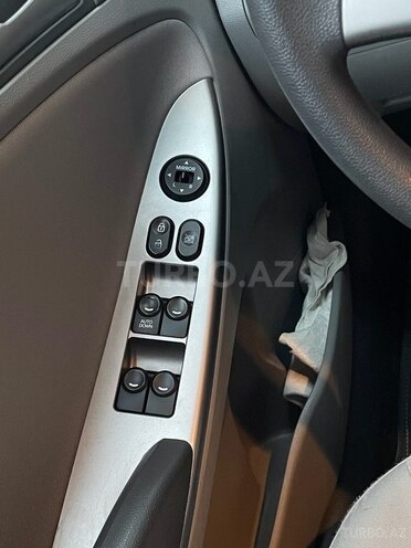Hyundai Accent 2016, 121,000 km - 1.6 l - Şamaxı