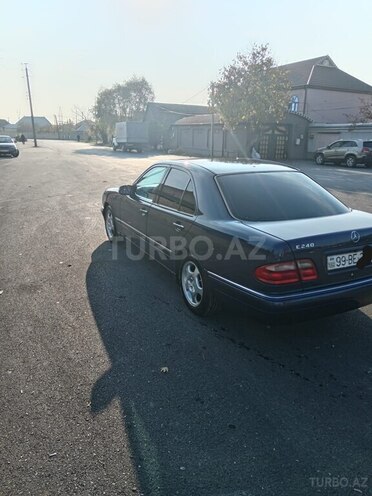 Mercedes E 240 1998, 370,000 km - 2.4 l - Göyçay