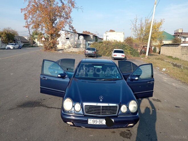 Mercedes E 240 1998, 370,000 km - 2.4 l - Göyçay