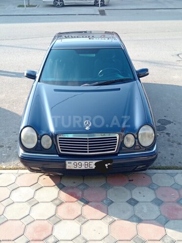 Mercedes E 240 1998, 370,000 km - 2.4 l - Göyçay
